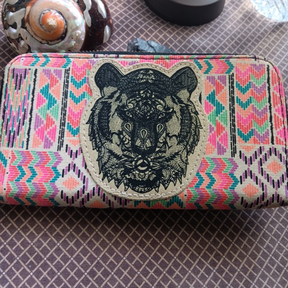Cloth Women's Wallet W/ Bright Pattern & Tiger Design, Like New Condition..
